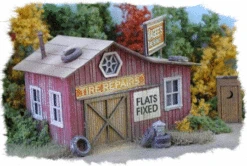 Bar Mills 0772 - Magee's Tire Service- HO Scale Kit