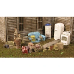 Monroe Models 2302 - Back Yard Junk Unpainted Metal - HO Scale