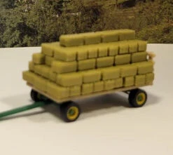 Suprze Modelworks RF-1008 - Hay Bales (approx 100)- HO Scale Kit