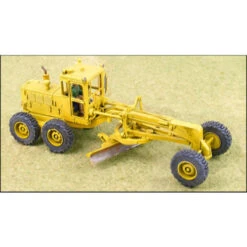 GHQ 61-008 - 120 Road Grader W/ Figure - HO Scale Kit