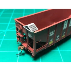 MACRail 8809 - MOW Car Solar Panel (Herzog Top Mount) - HO Scale Kit