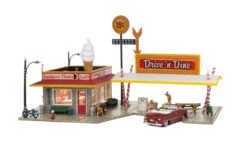 Woodland Scenics BR5029 - Drive 'n Dine - Built & Ready Landmark Structure- HO Scale
